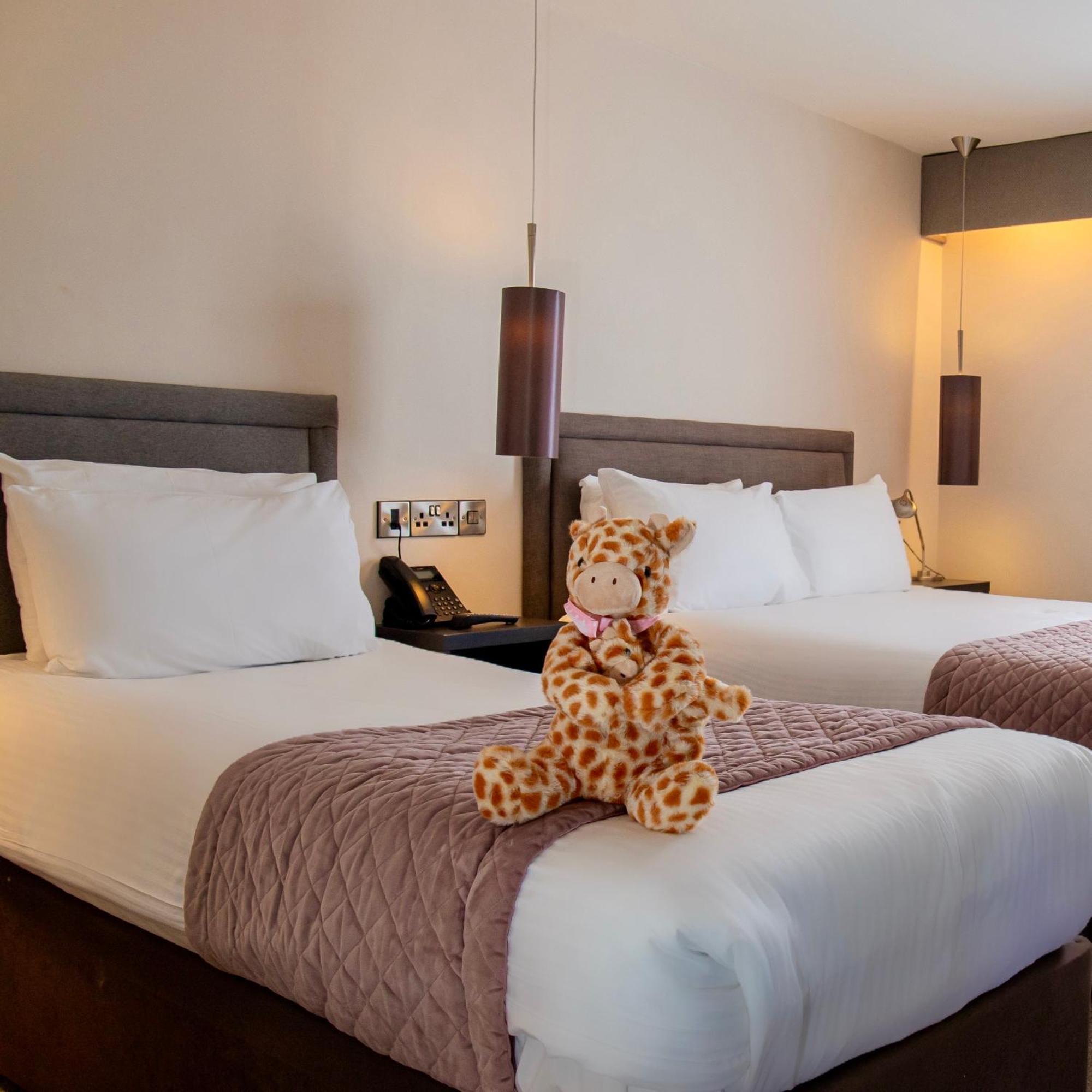 The Enniskillen Hotel And Motel מראה חיצוני תמונה