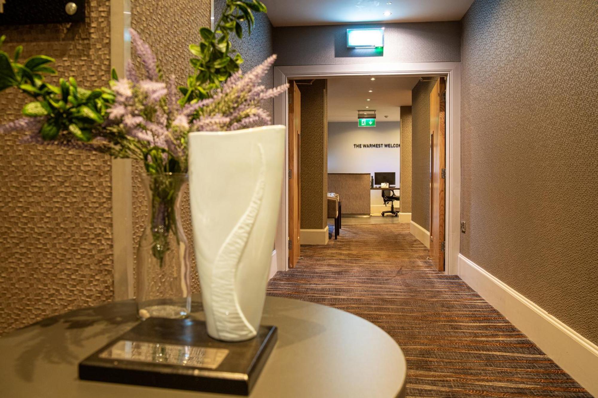 The Enniskillen Hotel And Motel מראה חיצוני תמונה