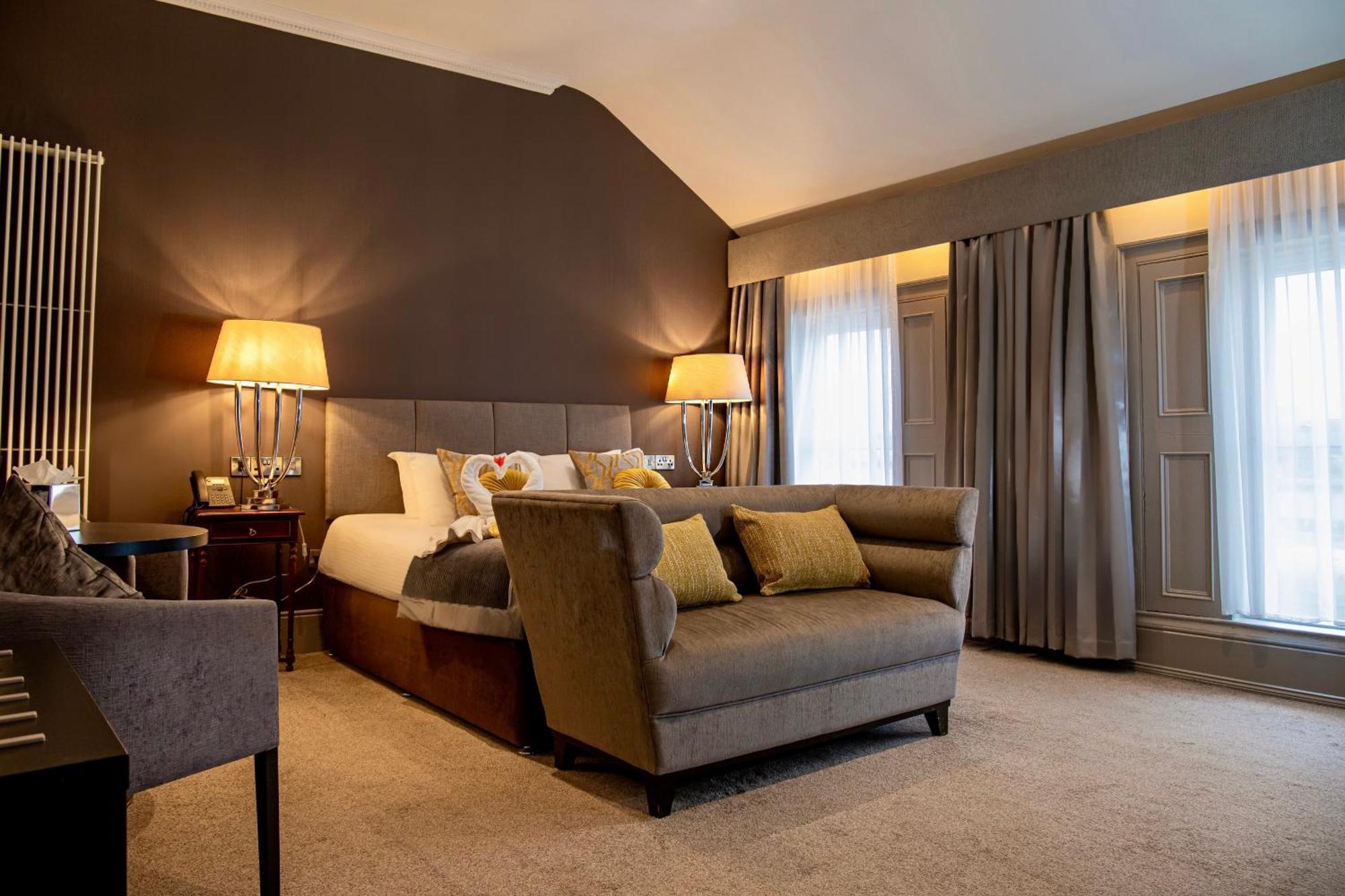 The Enniskillen Hotel And Motel מראה חיצוני תמונה